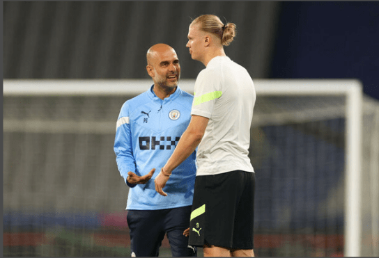 记者：曼联一月不打算买中场，已为明夏锁定多名引援目标（记者：曼联今冬无意引进中场，已圈定多名明夏引援人选）