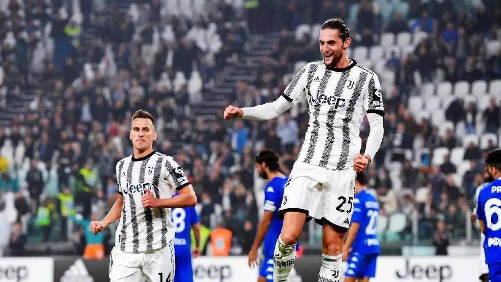 德甲前瞻：柏林联合主场御敌能爆冷？拜仁冲17连胜再刷纪录（德甲前瞻：柏林联合坐镇主场能否掀翻强敌？拜仁剑指17连胜冲击新纪录）