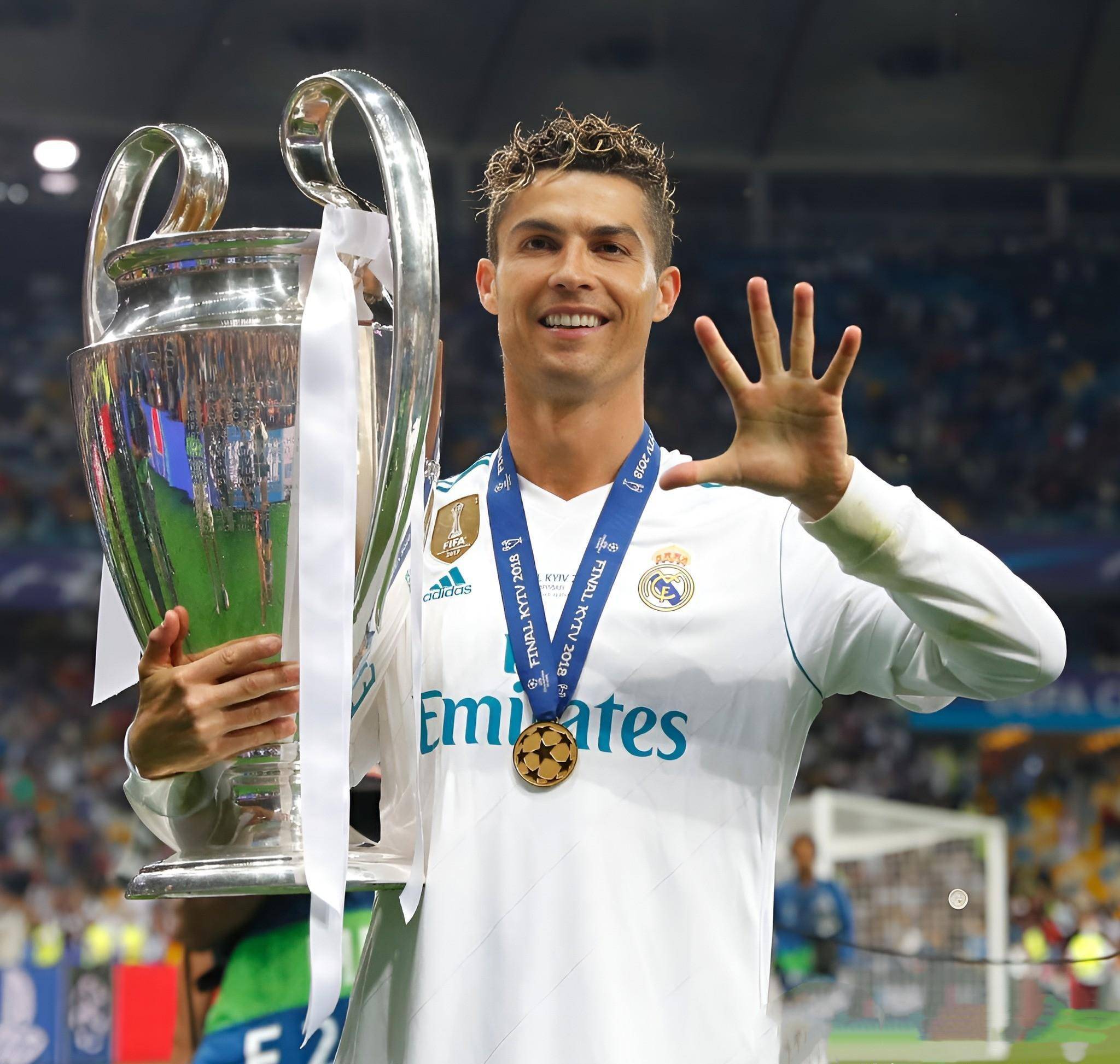 阿斯：利物浦拜仁领跑格伊争夺战，皇马因其高薪高签字费退出（阿斯：利物浦、拜仁在格伊竞逐中领先，皇马因薪资与签字费过高放弃引进）