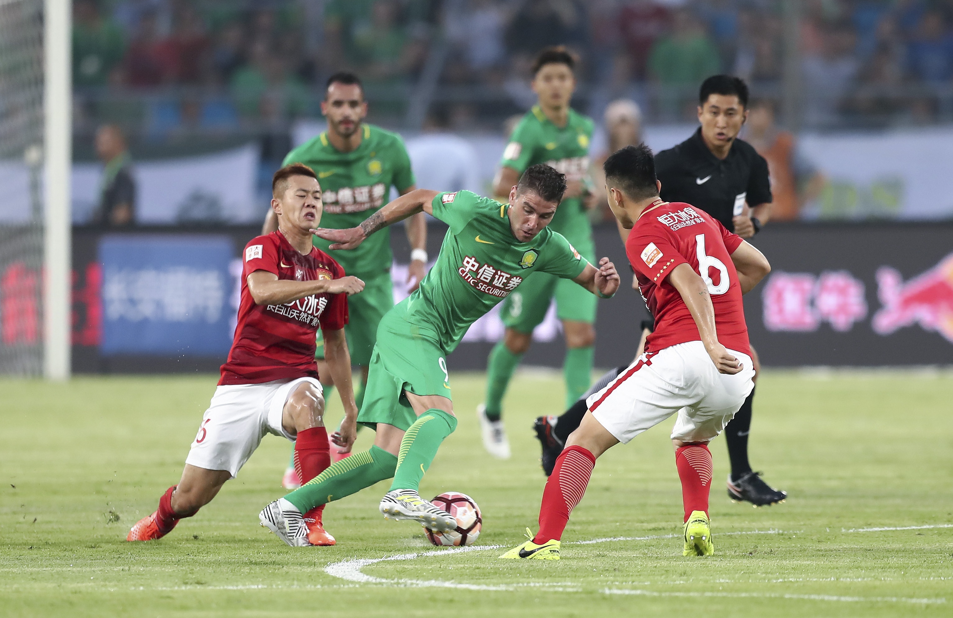 西甲：马竞主场2-1战胜赫塔菲（西甲：马竞主场2比1力克赫塔菲）